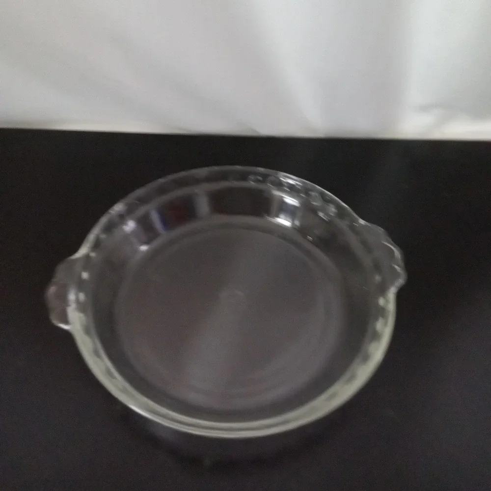 Vintage Pyrex 228 Clear Glass 9 Inch Scalloped Rim Pie Plate with Handles USA